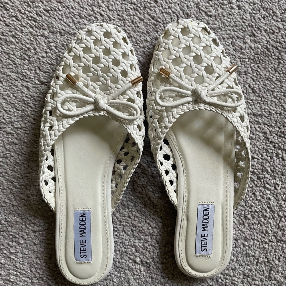 Steve Madden Cream Woven Bow Backless Mules